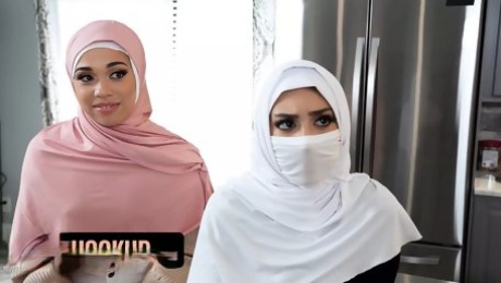 Hijab Hookup - Innocent Teen Violet Gems Loses Herself And Finds A Side She Never Knew Existed